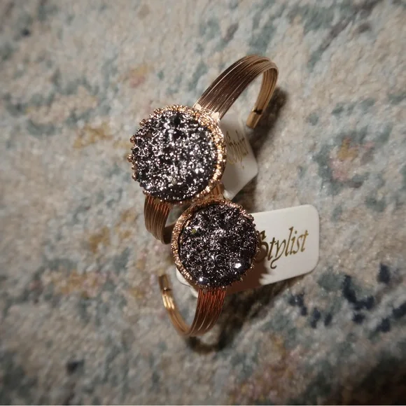 Friendship bracelets - Picture 6 of 7